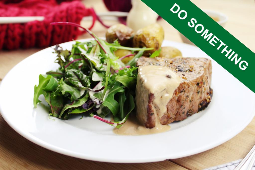 STEAK WITH PEPPER SAUCE, ROSEMARY POTATOES AND MESCLUN SALAD 