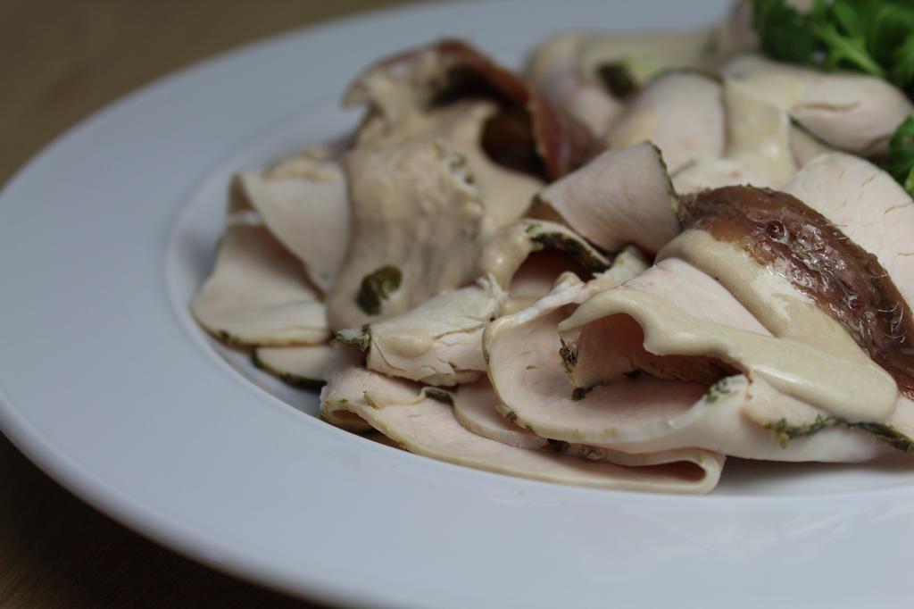 VITELLO TONNATO ENTREE 1 PERS (180GR)