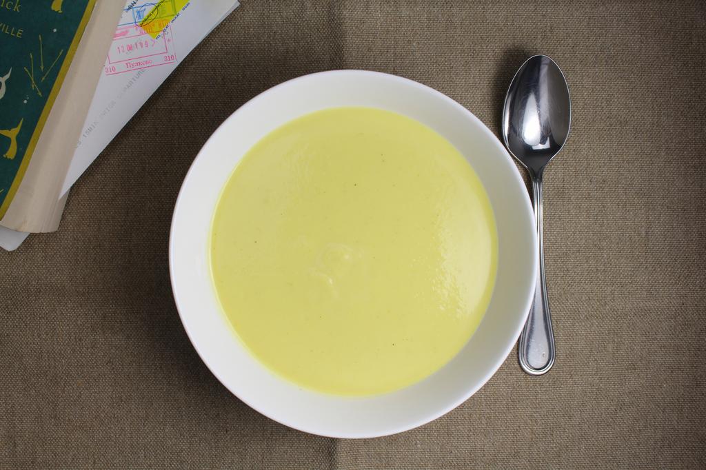 POTAGE DE POIVRONS JAUNES ET BASILIC